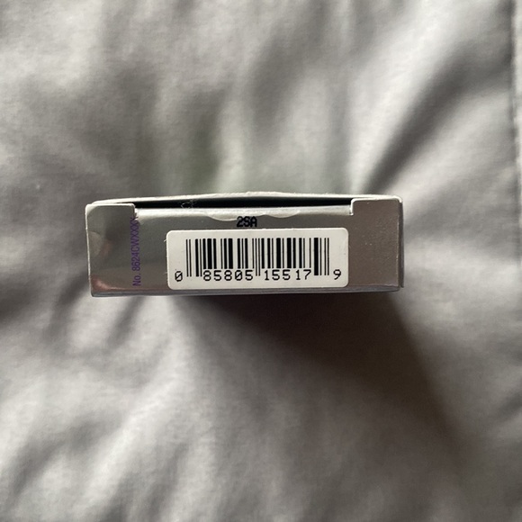 NEW Elizabeth Arden Eyeshadow Trio - color palette called Viridian Bloom - Picture 5 of 8